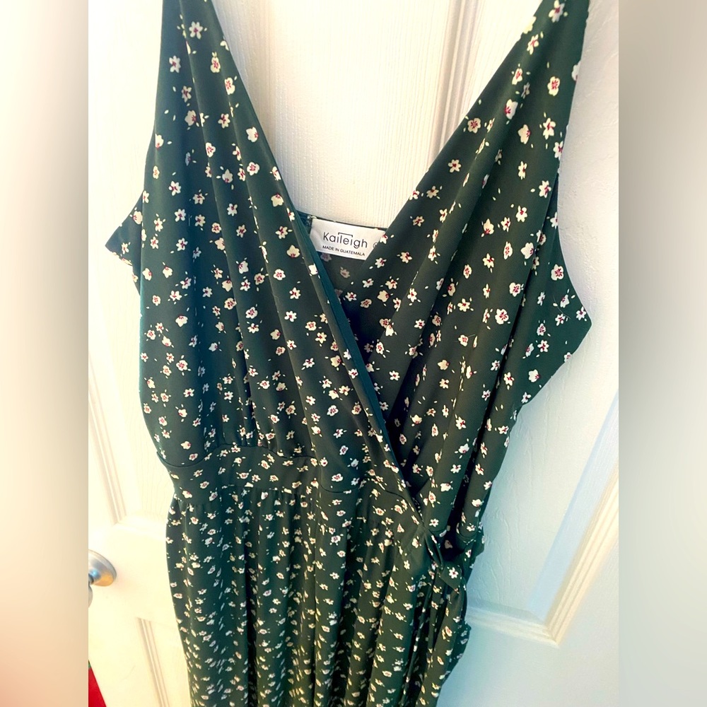 Kaileigh v-neck jumpsuit